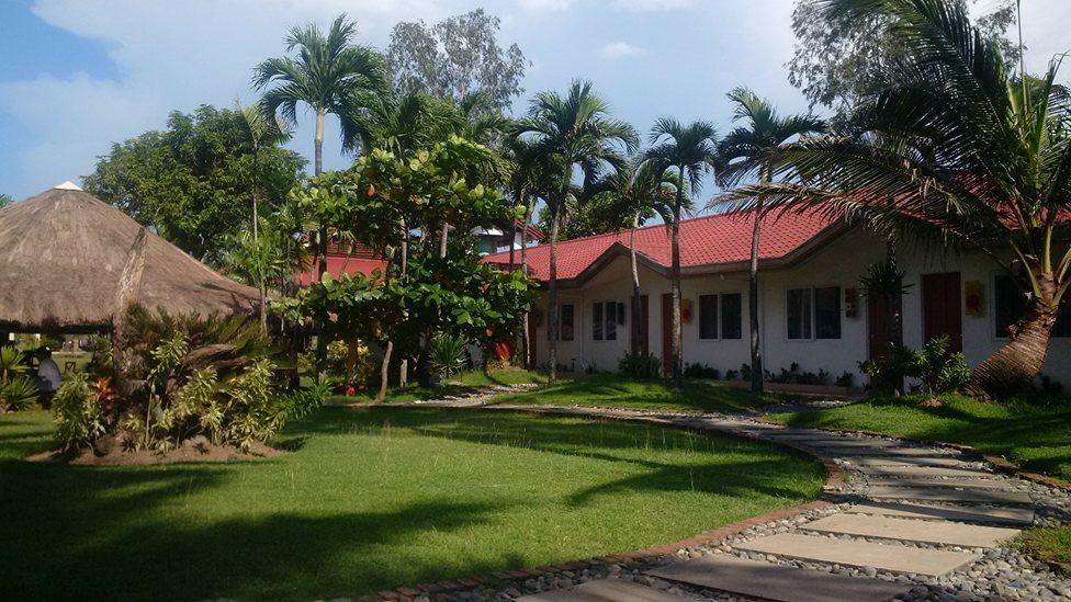 Happy Ripples Beach Resort Mabilao Exterior photo